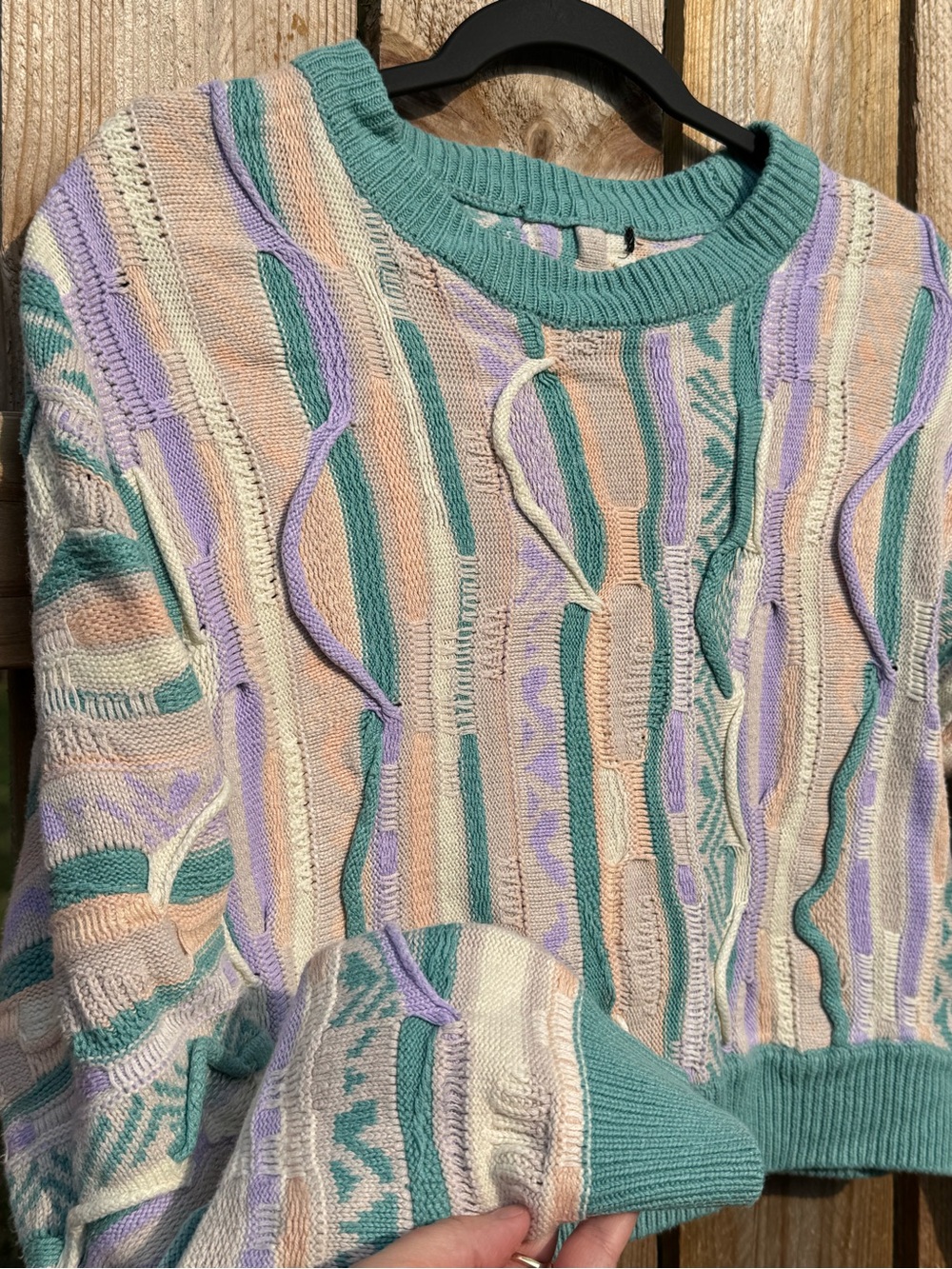 Vintage Forever 21 Coogi 3D Sweater Women’s Medium 90’s Style Textured Cropped
